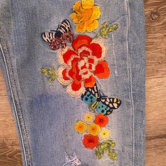 ZARA Trafaluc Floral Embroidered Skinny Jeans - Picture 5 of 5